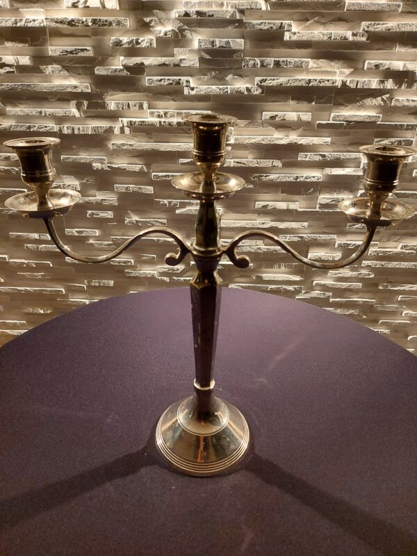 Chandelier – Image 2
